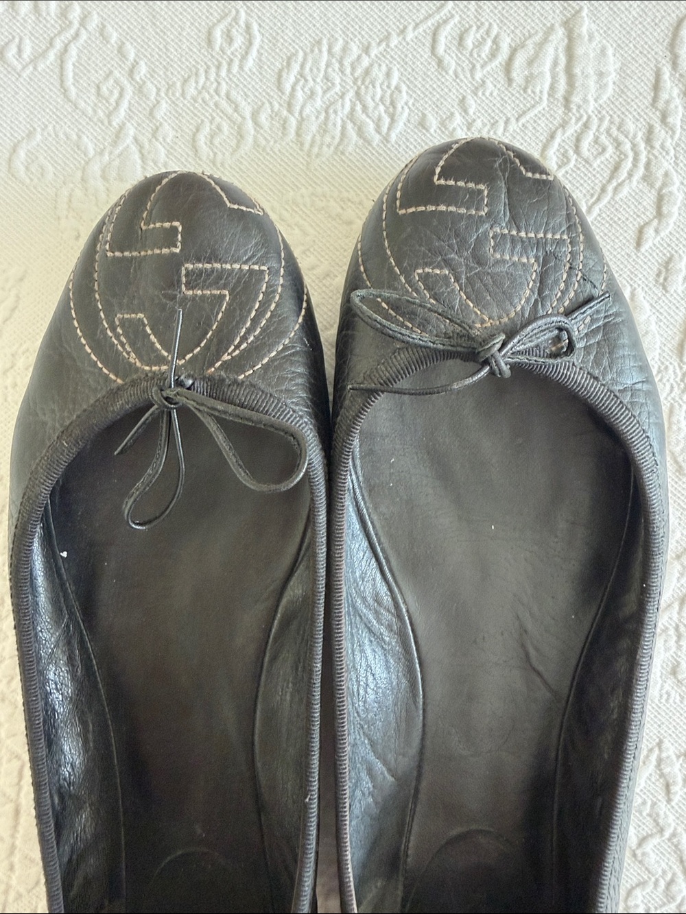 Gucci Black Leather Ballet Flats - Women's Classic Slip-On - Picture 6 of 6
